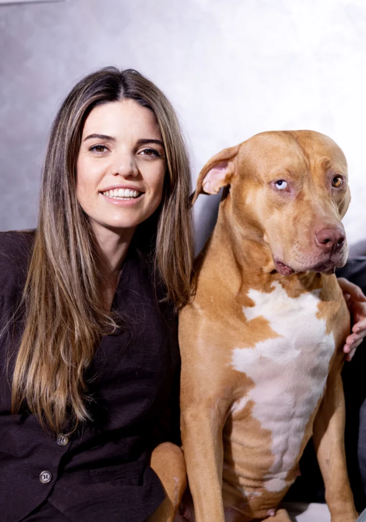 Alessia Chirico con Daytona, il cane dello Studio Myaweb